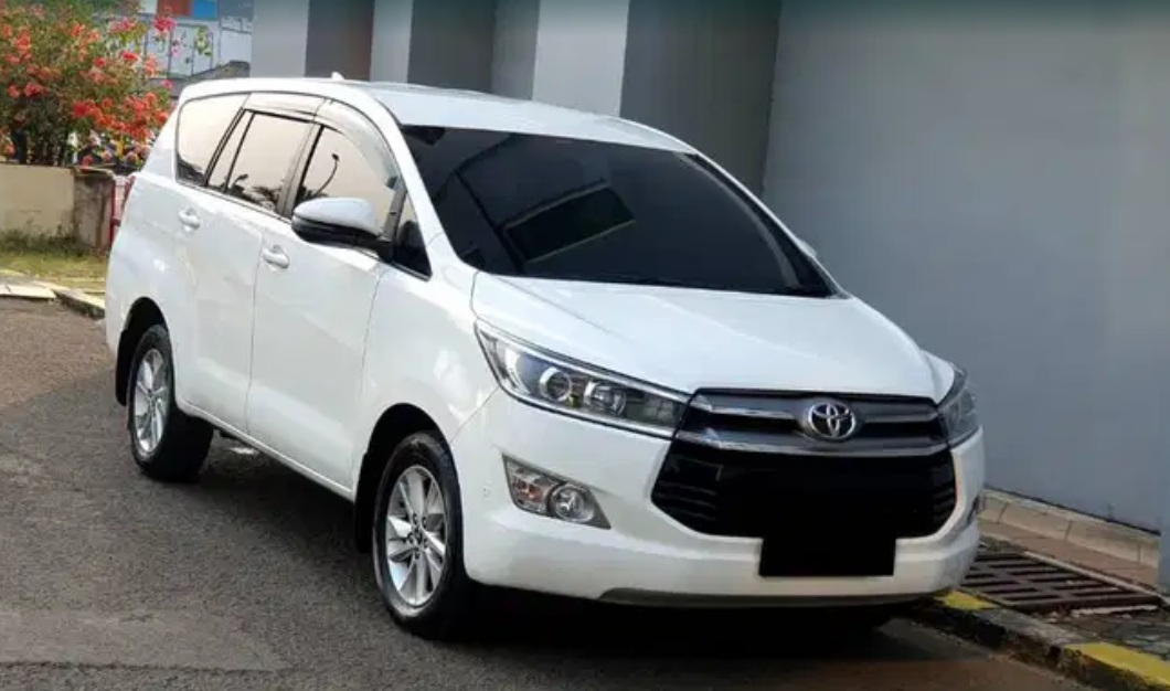 innova reborn bekas