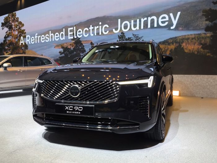 Volvo XC60 dan XC90 2025-1